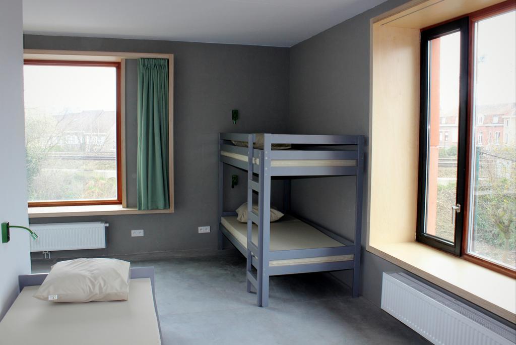 Hostel Groeninghe Kortrijk Ngoại thất bức ảnh
